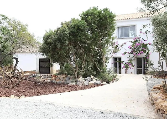 Amazing Apartment, With Pool, Close By Appartement Olhão