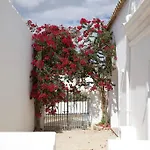 Amazing Apartment, With Pool, Close By * Olhão
