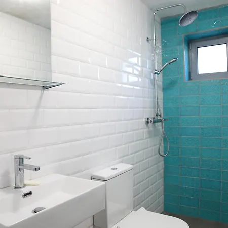 Amazing Olhao, With Pool, Close Daire