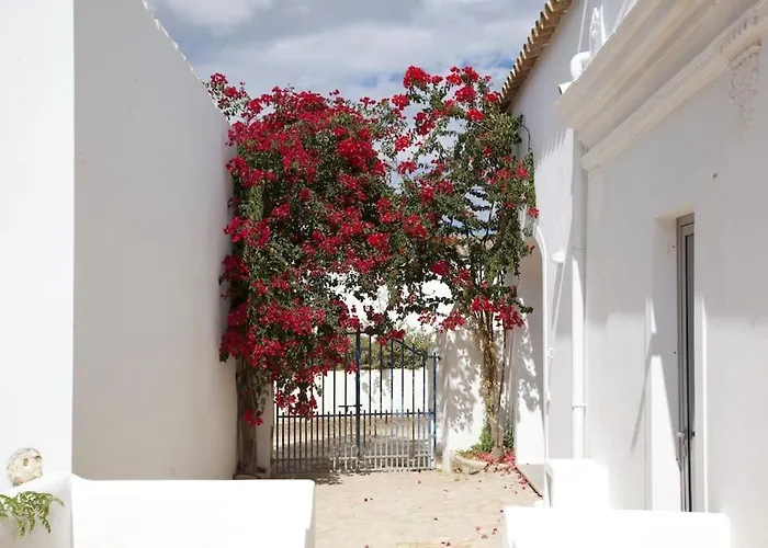 Amazing Apartment, With Pool, Close By * Olhão